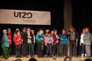 20 let UZTO Trebnje, foto Alenka Strazisar Lamovsek, pohodniki in mentor Martin Hocevar